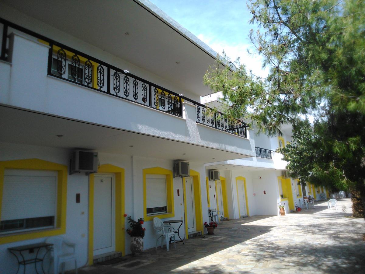 Maviria Aparthotel Monemvasia Exterior photo